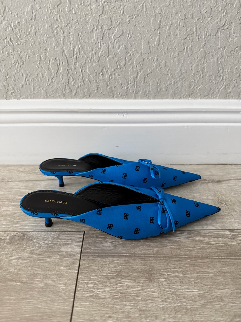 Balenciaga Blue Logo-Print Pointed Kitten Heel Mules Women 38